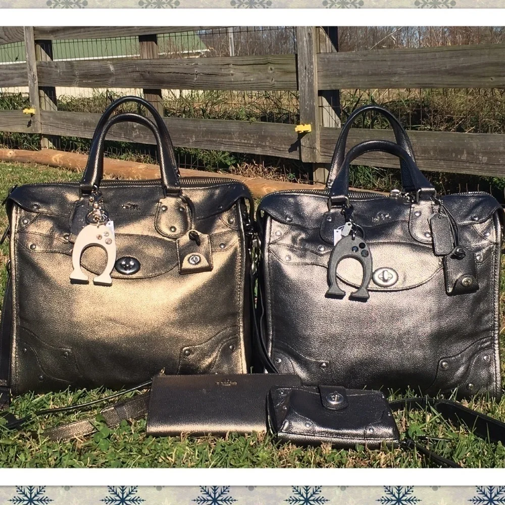 33740 Coach Elevated Rhyder 33 Gold Bag & Wallet